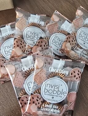 18 Cookie Dough Scented Hair Ties!